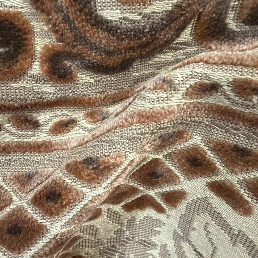 Neiman Marcus Baroque Throw , Sofa Chair Table Cover , Wall Hanging W feathers‎